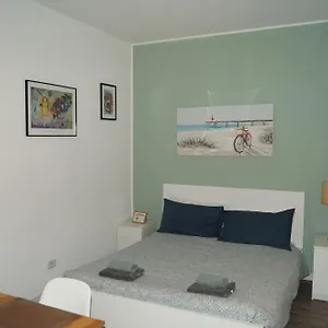 House Naviglio Quattro Milano